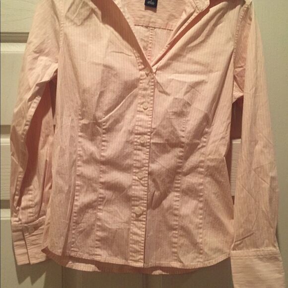 Gap Fitted Shirt  - Picture 2 of 6